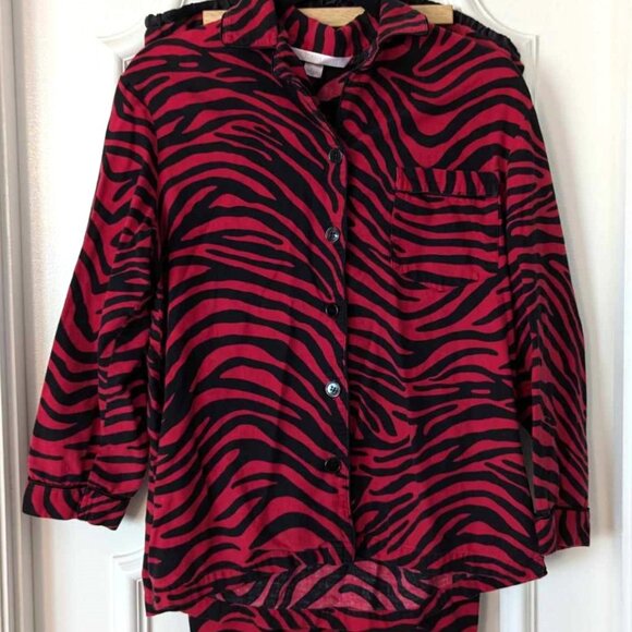 Victoria' Secret Pajama Set in Size XS - Red and Black Zebra Print - Picture 1 of 13